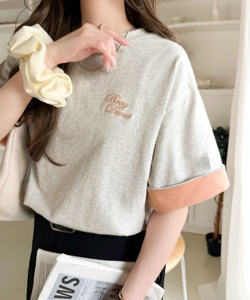 《JaVaジャバコラボ》大人の色魅せ、軽やかに映える。綿100％ 胸刺繍入り 袖配色切り替え Tシャツ（半袖） jv1330106