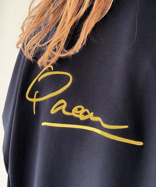 センスが光る。バック刺繍裏毛プルオーバー ce1020204