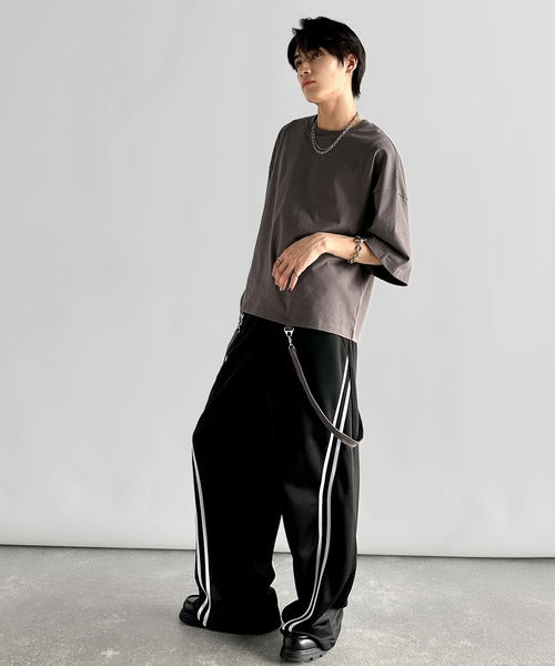 Belt Design Transformable Cropped T-Shirt／脱着式ベルトデザインショート丈Tシャツ co1150015