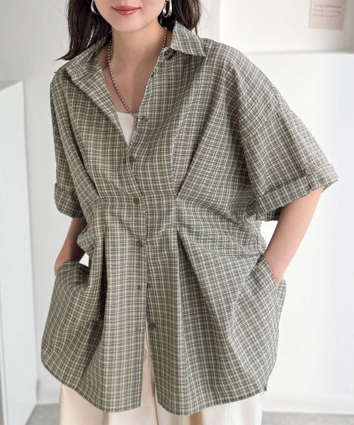 着るだけでメリハリ美人。涼やか素材が軽やかに着映える。サッカー素材ウエストタックBIG半袖シャツ（半袖） ce1265069