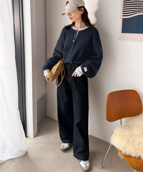 《JaVaジャバコラボ》ふっくら、袖たっぽり。ワッフル編みヘンリーネックオーバーサイズ配色ニット jv1350022