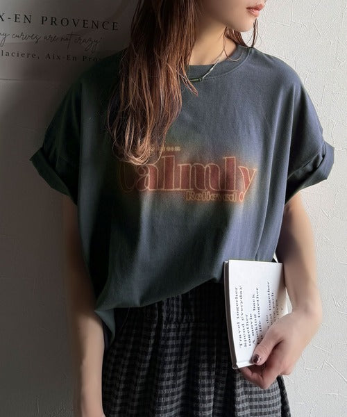 1枚で着映える。平和グラフィックスプレー風ロゴ半袖Tシャツ(オーバーサイズ） ce1050270