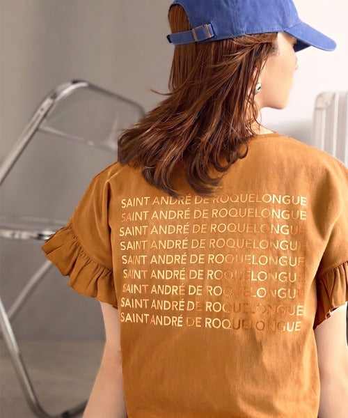 《JaVaジャバコラボ》着るだけで主役級。綿100％バック箔プリント袖フリルTシャツ（半袖） jv1330104