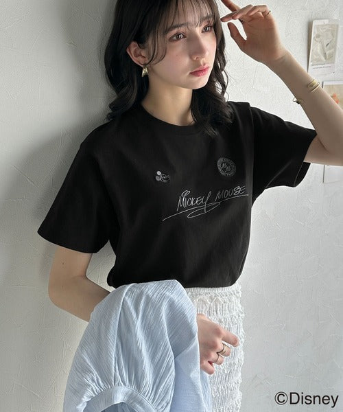 大人女子必見！　綿100％「ディズニー」サイン風刺繍Tシャツ（半袖） ce1330037