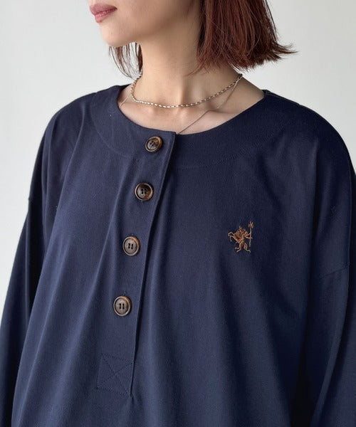 着回し力抜群♪リラックスシルエットで程よい抜け感◎胸刺繍ヘンリーネックトップス ce1020324
