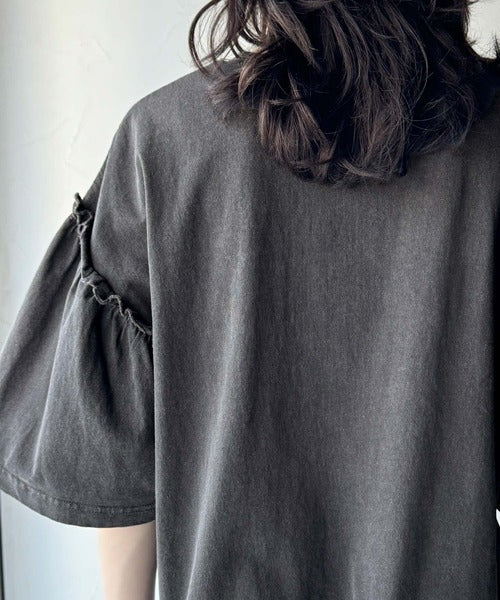 レディなヴィンテージスタイル。綿100％カレッジピグメント袖フリルTシャツ ce1020221