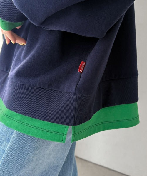 《JaVaジャバコラボ》着るだけでレイヤード上級者！配色刺繍レイヤード風オーバーサイズ裏起毛プルオーバー jv1050390