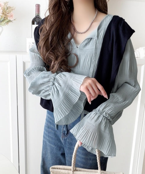 涼やかに、品よく、愛らしく。前後2wayリボンキャンディスリーブシアープリーツブラウス（長袖） ce1010538