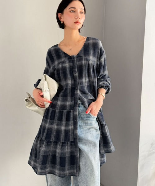 【Classical Evon】華やかさと体型カバーを両立する、着回し抜群な1枚。前後2wayパナマ風ティアードチュニック（長袖） ev1010591