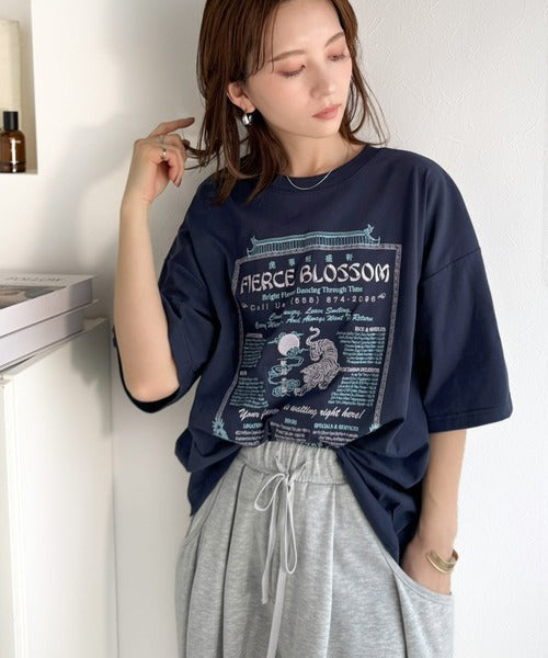 《JaVaジャバコラボ》着るだけで主役級。前後2way刺繍グラフィックオーバーサイズTシャツ jv1260547