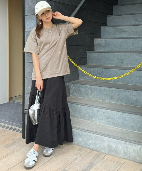《JaVaジャバコラボ》春夏のカジュアルに、大人の“可愛い”をプラス。ミニハート刺繍Tシャツ（半袖） jv1010470