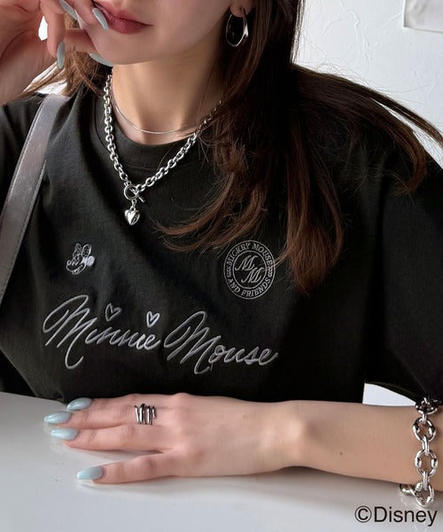 大人女子必見！　綿100％「ディズニー」サイン風刺繍Tシャツ（半袖） ce1330037