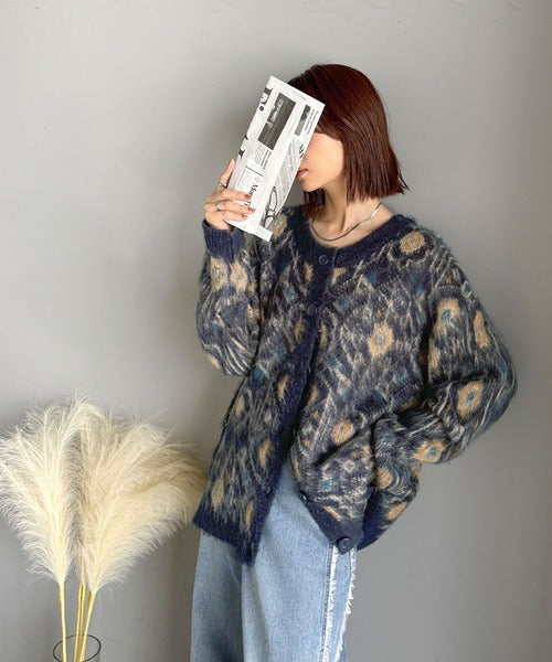 大人可愛いヴィンテージ調。モヘアタッチ前後2wayアンティークラグモチーフ柄ニットカーディガン（長袖） ce1260470