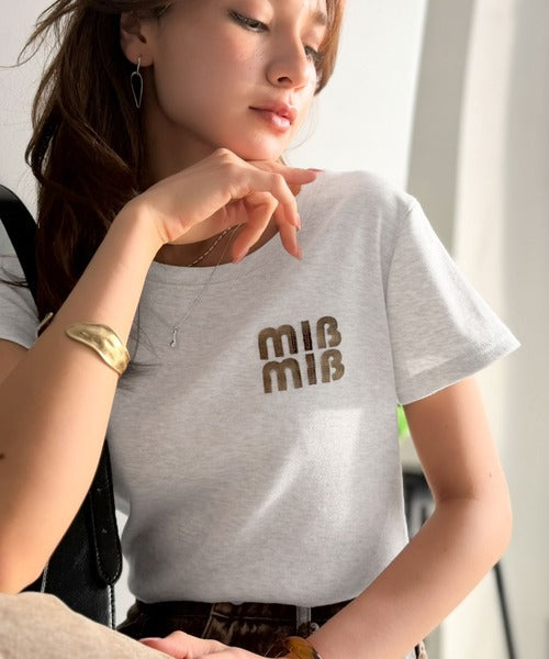 【mily bilet】スタイルよく、着心地いい。絶対使えるシンプルT♪ワッペンコンパクトTシャツ（半袖） mi1329084