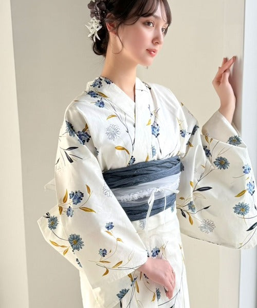 浴衣２点セット。花柄モチーフ浴衣（浴衣・兵児帯） ce1240057