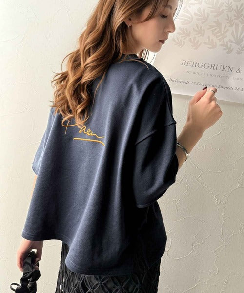 《JaVaジャバコラボ》大胆ロゴで魅せる。前後2way裏毛胸元PAEANロゴ半袖Tシャツ jv1260422