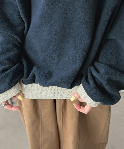 《JaVa ジャバコラボ》暖かさも、お洒落感も、欲張りに。胸刺繍ジャガード切り替えハーフボタンフリースプルオーバー jv1010674