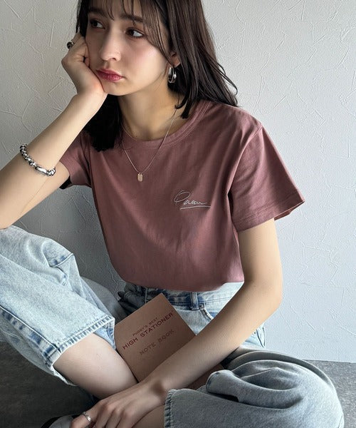 【sustaina+】こなれ感たっぷり。オーガニックコットン100％胸元PAEAN刺繍Tシャツ(半袖) ce1260401