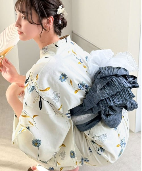 浴衣２点セット。花柄モチーフ浴衣（浴衣・兵児帯） ce1240057