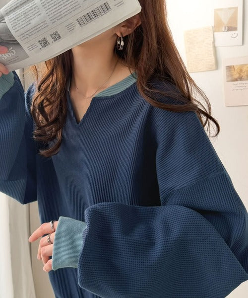 今っぽさは、色でつくる。オーバーサイズ配色ワッフルプルオーバー ce1260612