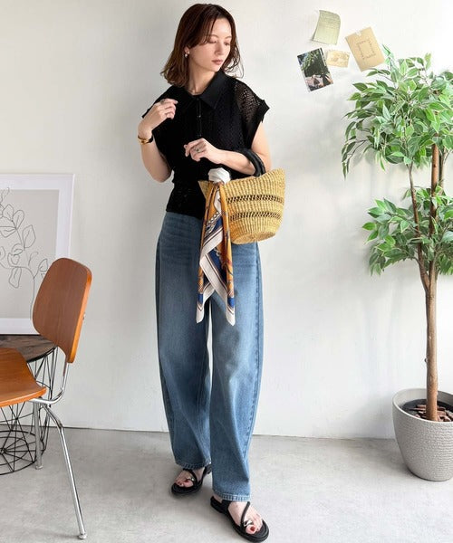 差し色が上品カワイイ♪90cm×90cmパネル柄シルクライク大判スカーフ ce1240056