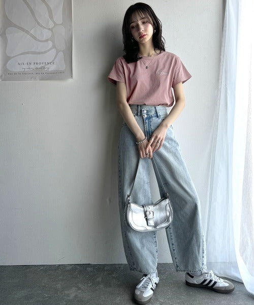 【sustaina+】こなれ感たっぷり。オーガニックコットン100％胸元PAEAN刺繍Tシャツ(半袖) ce1260401