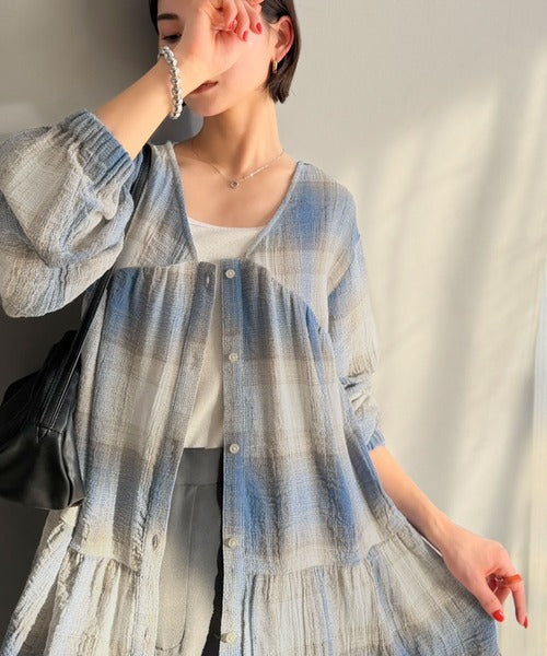 【Classical Evon】華やかさと体型カバーを両立する、着回し抜群な1枚。前後2wayパナマ風ティアードチュニック（長袖） ev1010591