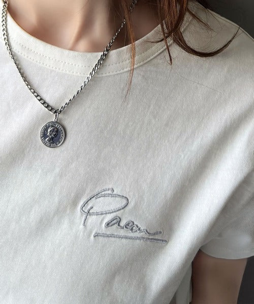 【sustaina+】こなれ感たっぷり。オーガニックコットン100％胸元PAEAN刺繍Tシャツ(半袖) ce1260401