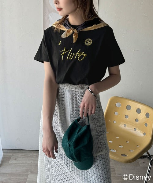 大人女子必見！　綿100％「ディズニー」サイン風刺繍Tシャツ（半袖） ce1330037