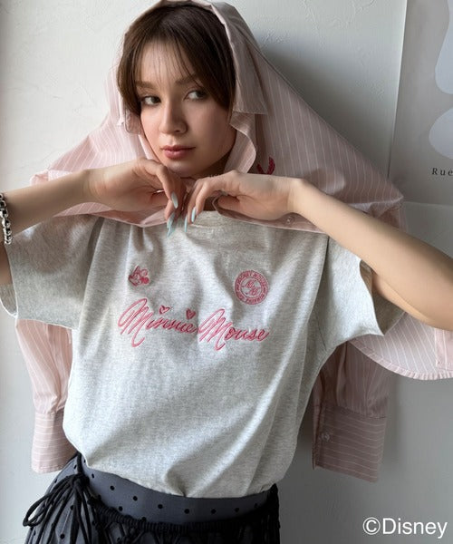 大人女子必見！　綿100％「ディズニー」サイン風刺繍Tシャツ（半袖） ce1330037