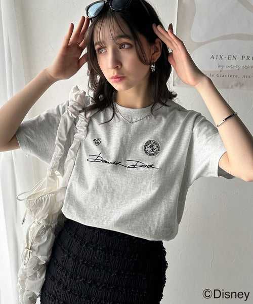 大人女子必見！　綿100％「ディズニー」サイン風刺繍Tシャツ（半袖） ce1330037