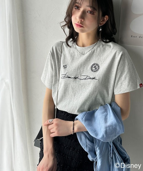 大人女子必見！　綿100％「ディズニー」サイン風刺繍Tシャツ（半袖） ce1330037