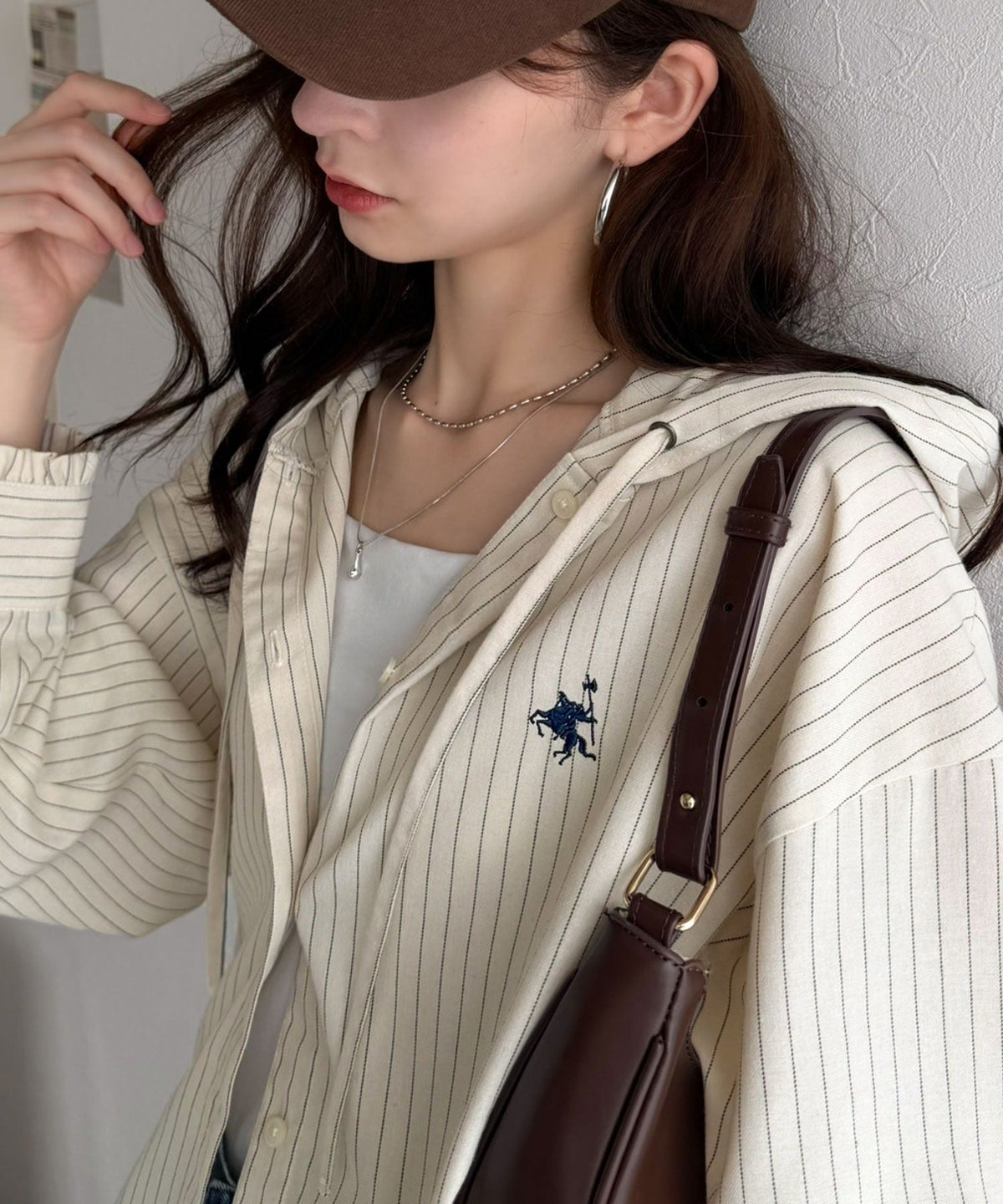 袖口フリルが最旬。胸刺繍入り起毛チェック柄フーディーシャツ（長袖） ce1010665