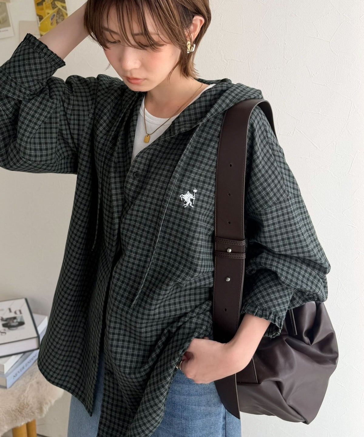 袖口フリルが最旬。胸刺繍入り起毛チェック柄フーディーシャツ（長袖） ce1010665