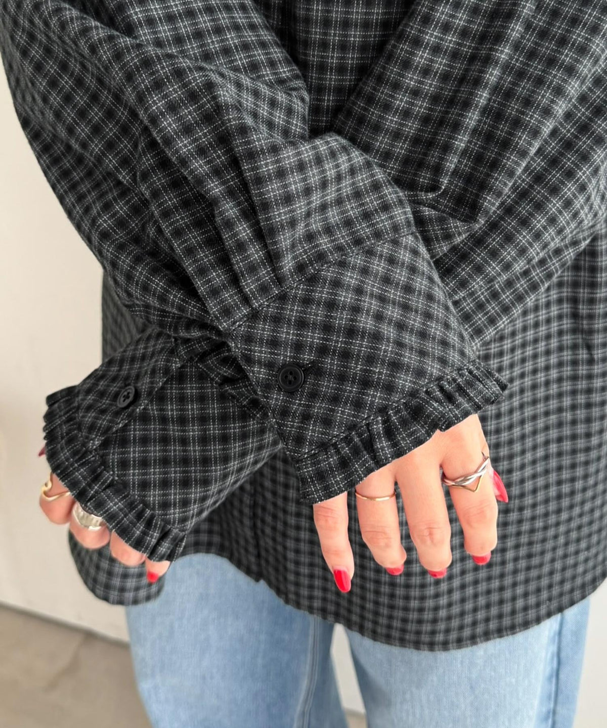 袖口フリルが最旬。胸刺繍入り起毛チェック柄フーディーシャツ（長袖） ce1010665