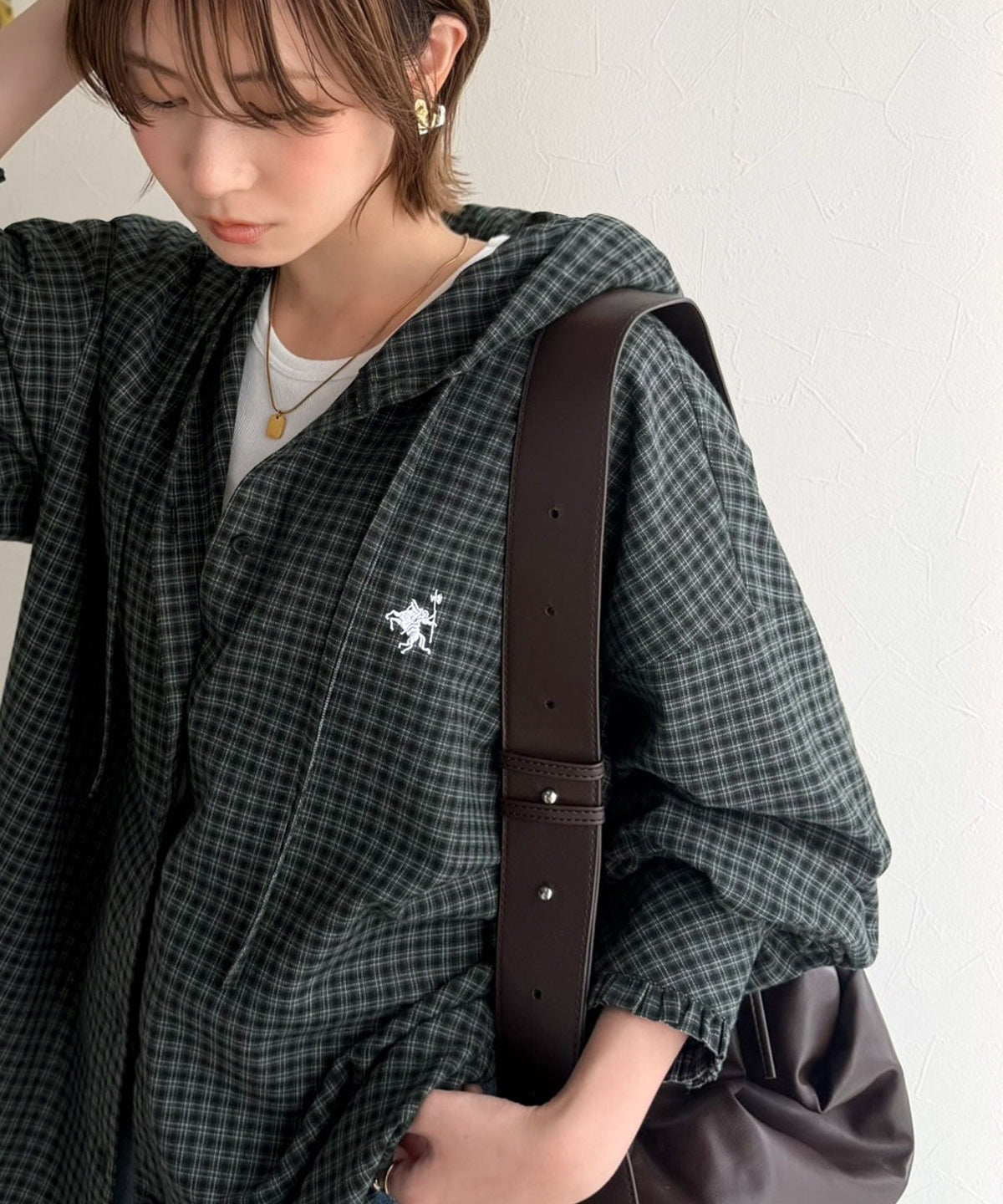 袖口フリルが最旬。胸刺繍入り起毛チェック柄フーディーシャツ（長袖） ce1010665