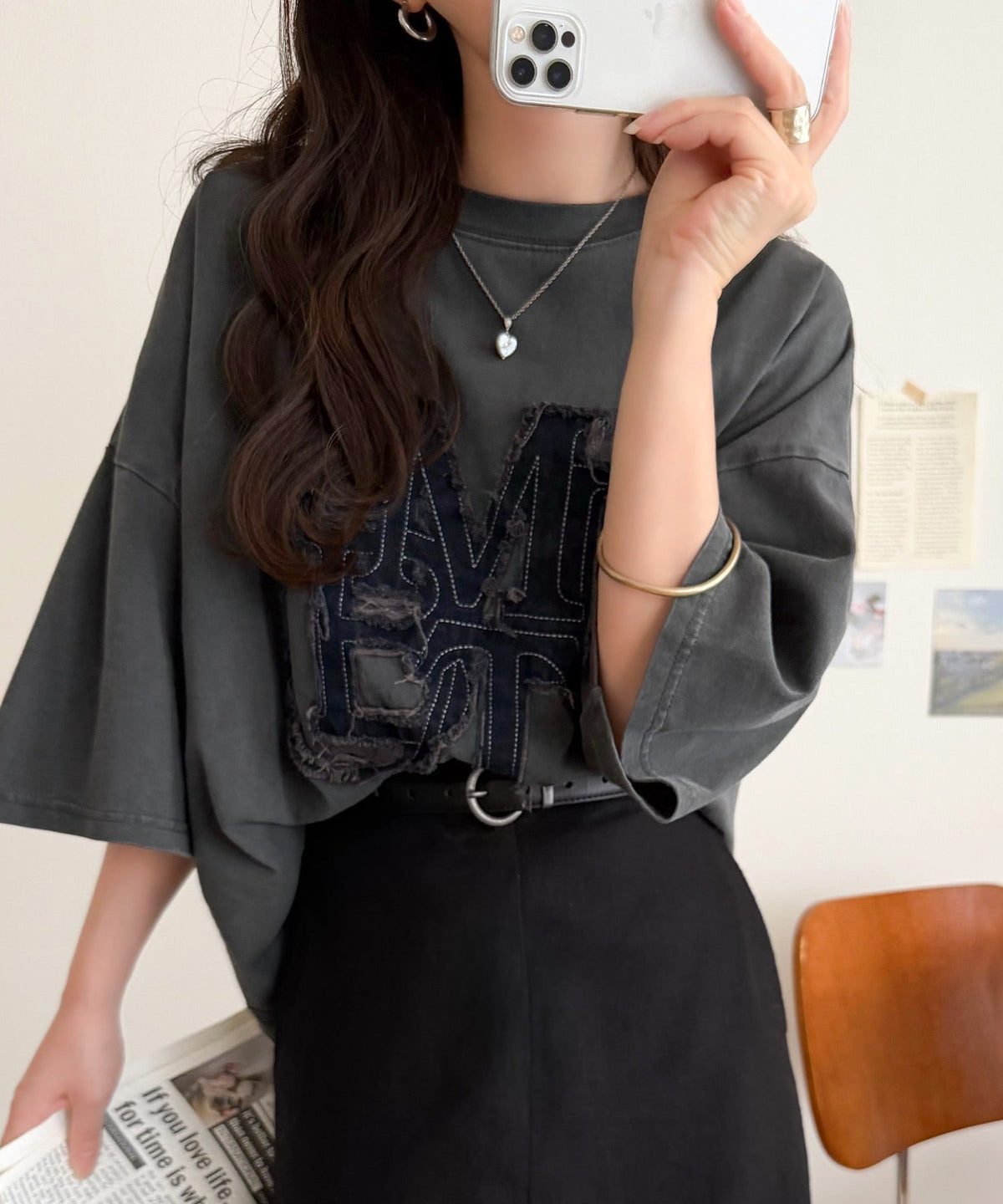 【mily bilet】いつものカジュアルに、遊びをひとさじ。デニムフリンジワッペン使いコットン100%オーバーサイズTシャツ（半袖） mi1329086