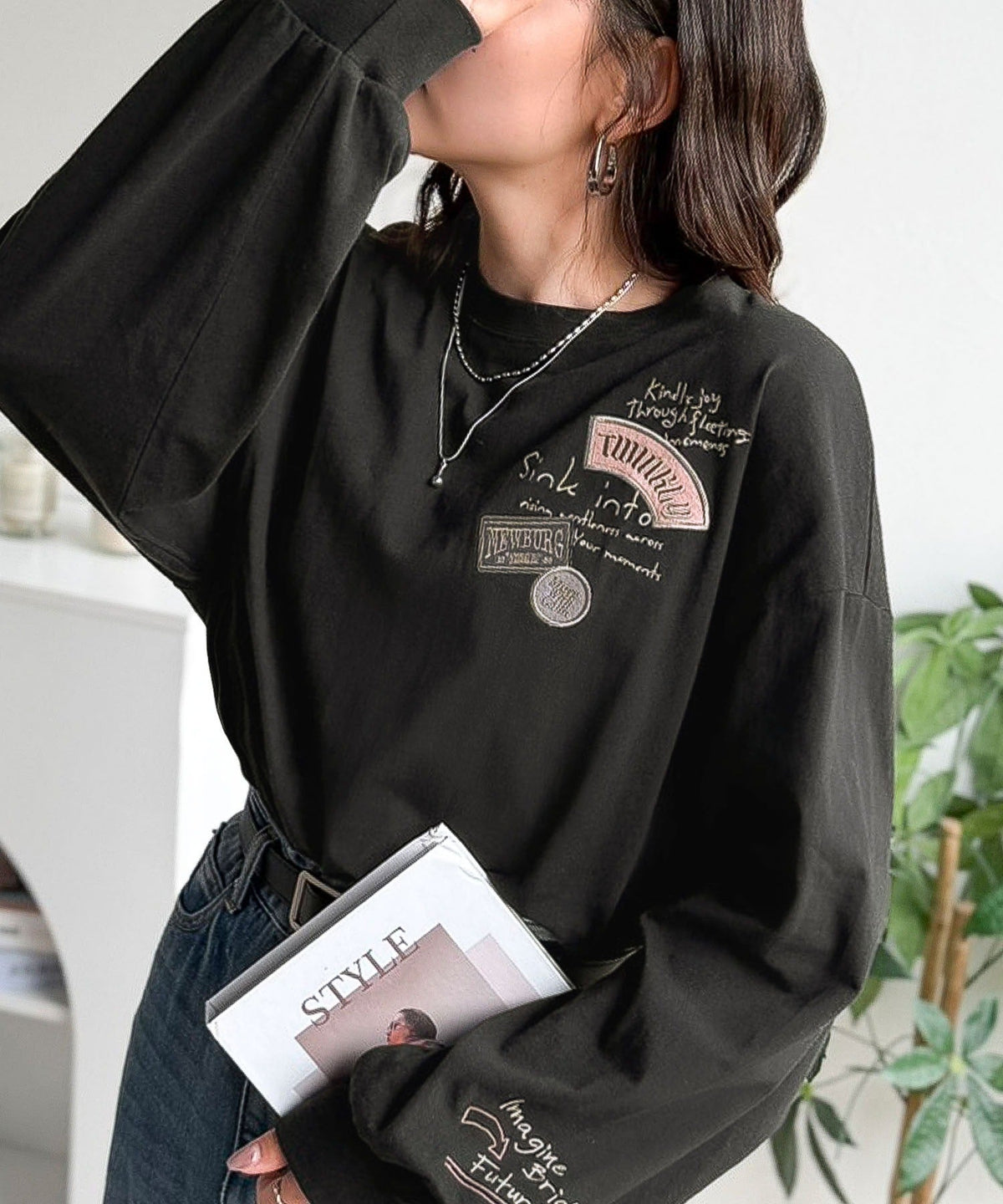 ゆるさの中に「ちょうどいい」お洒落感！綿100％刺繍ワッペンドルマンロンTEE（長袖） ce1260619