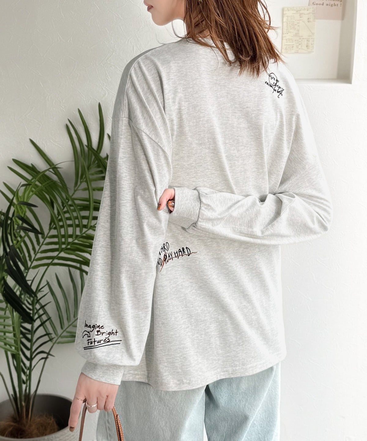 ゆるさの中に「ちょうどいい」お洒落感！綿100％刺繍ワッペンドルマンロンTEE（長袖） ce1260619