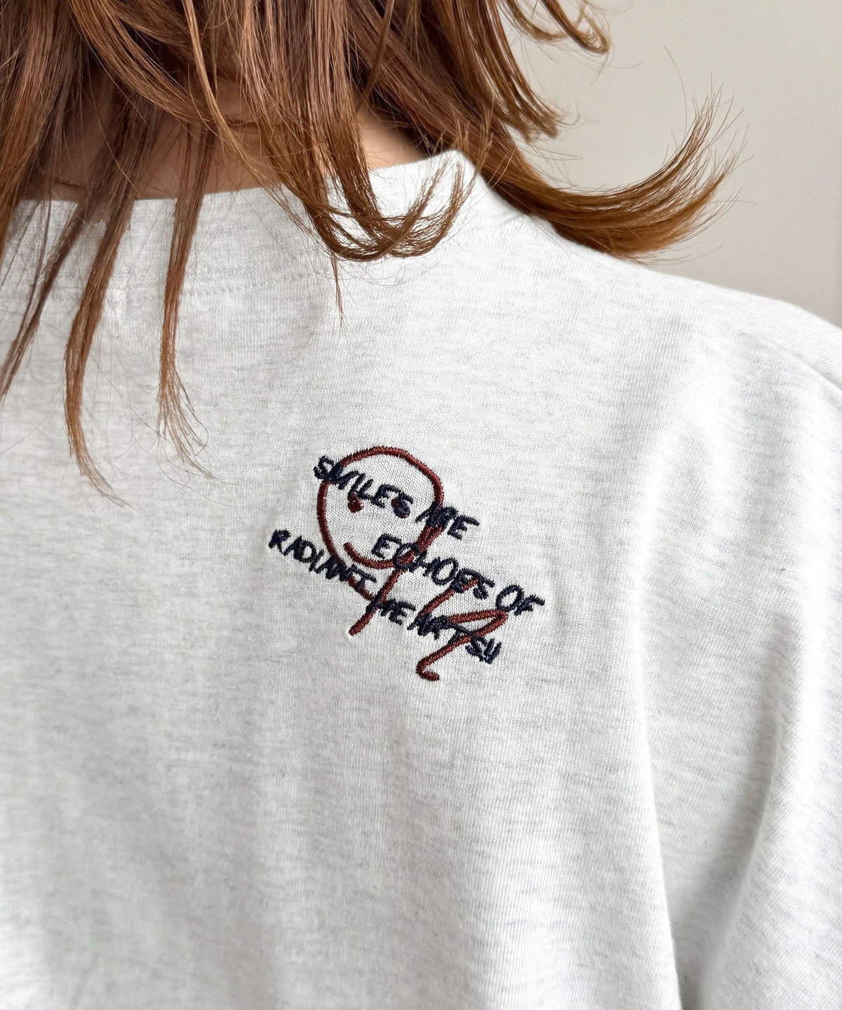 ゆるさの中に「ちょうどいい」お洒落感！綿100％刺繍ワッペンドルマンロンTEE（長袖） ce1260619