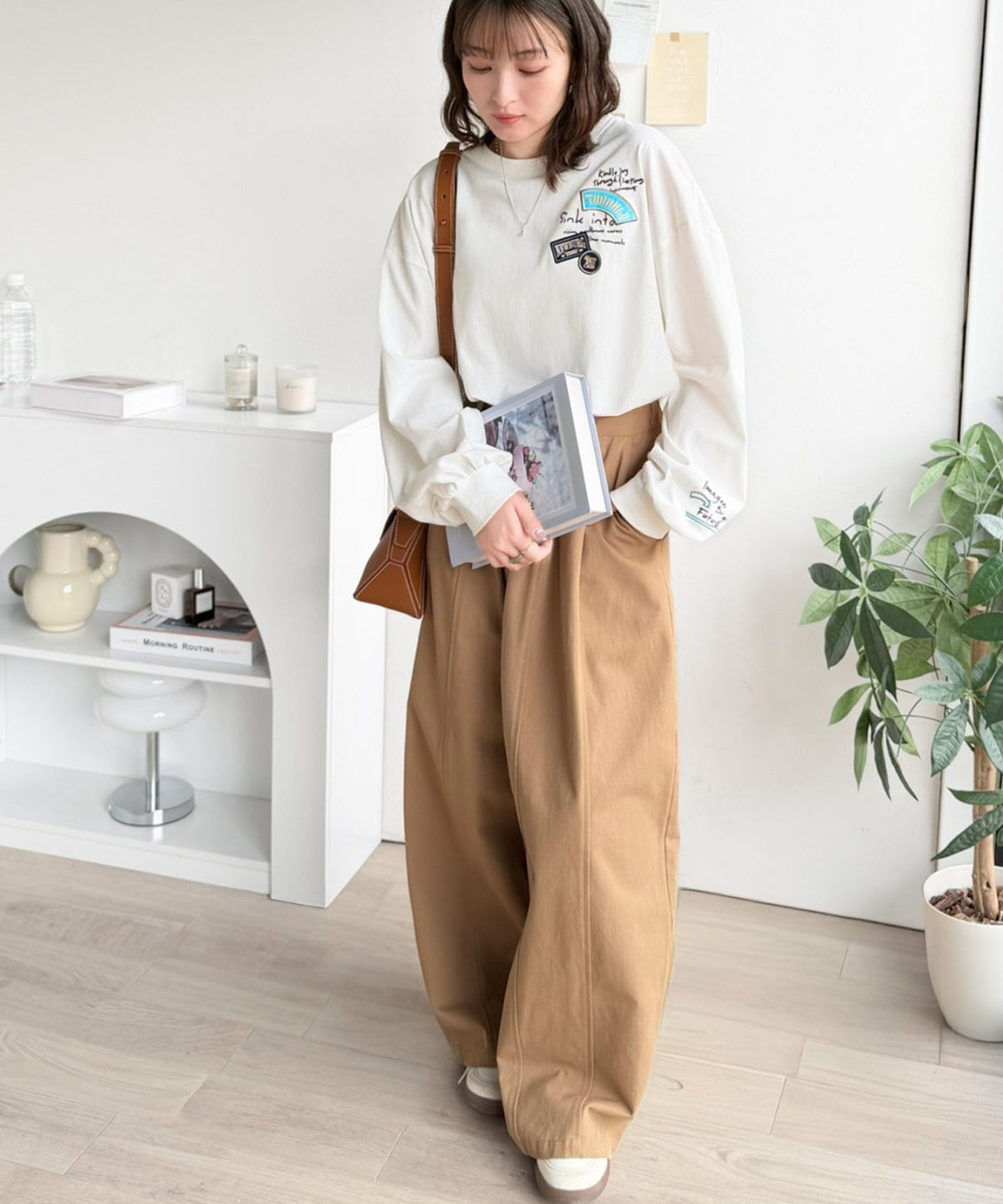 ゆるさの中に「ちょうどいい」お洒落感！綿100％刺繍ワッペンドルマンロンTEE（長袖） ce1260619