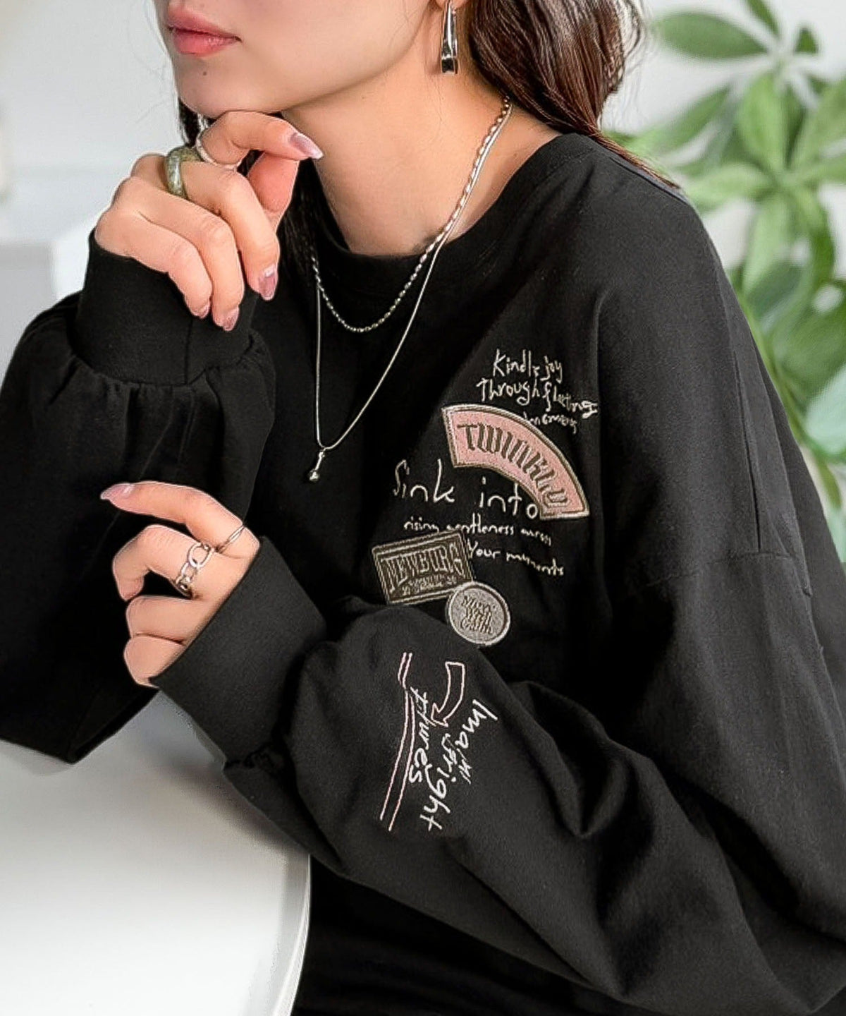 ゆるさの中に「ちょうどいい」お洒落感！綿100％刺繍ワッペンドルマンロンTEE（長袖） ce1260619