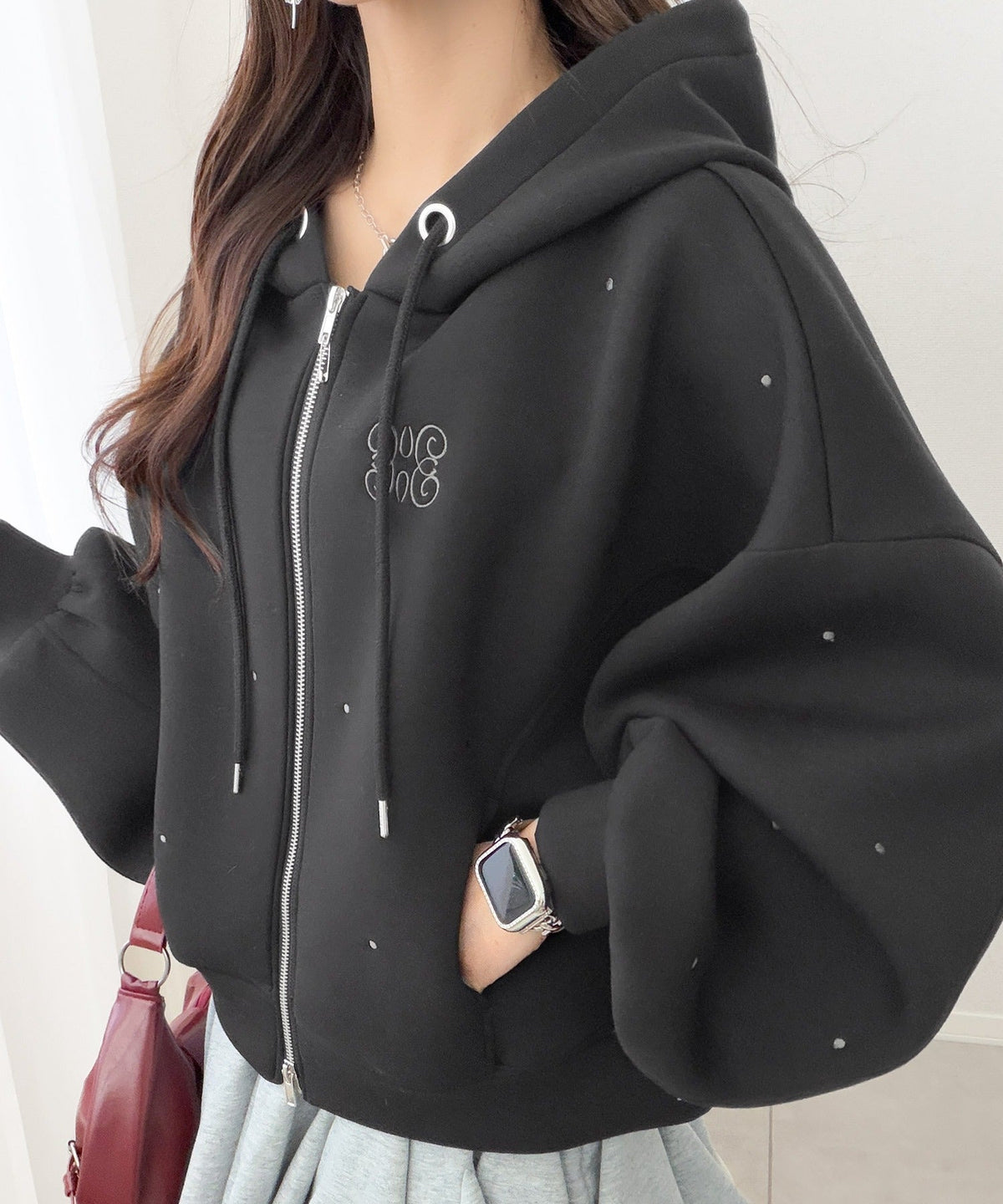 【mily bilet】旬のドット刺繍×ダブルジップで着こなし広がる主役級パーカー！ドット刺繍ダンボールゆるジップパーカー mi1269016