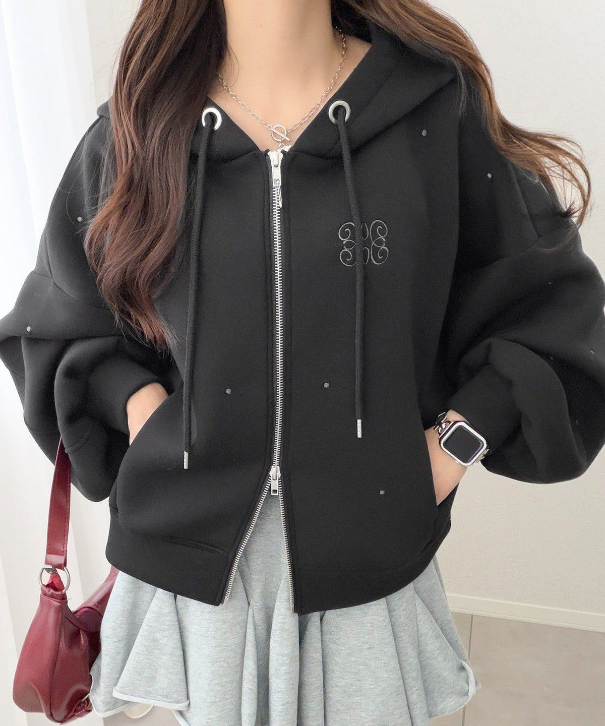 【mily bilet】旬のドット刺繍×ダブルジップで着こなし広がる主役級パーカー！ドット刺繍ダンボールゆるジップパーカー mi1269016