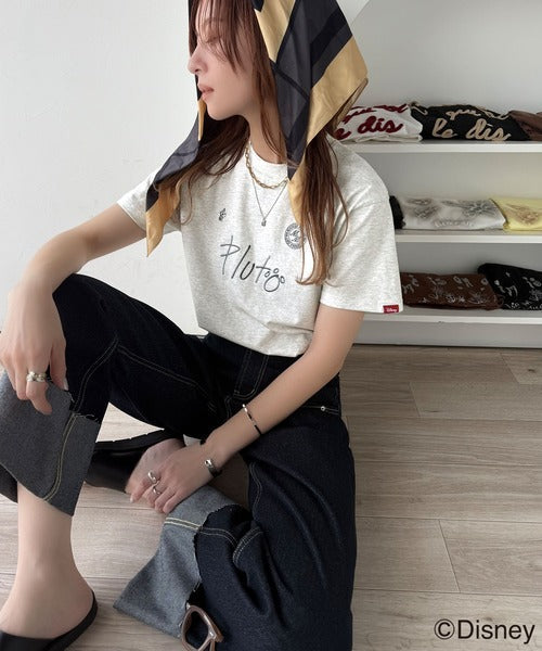 大人女子必見！　綿100％「ディズニー」サイン風刺繍Tシャツ（半袖） ce1330037