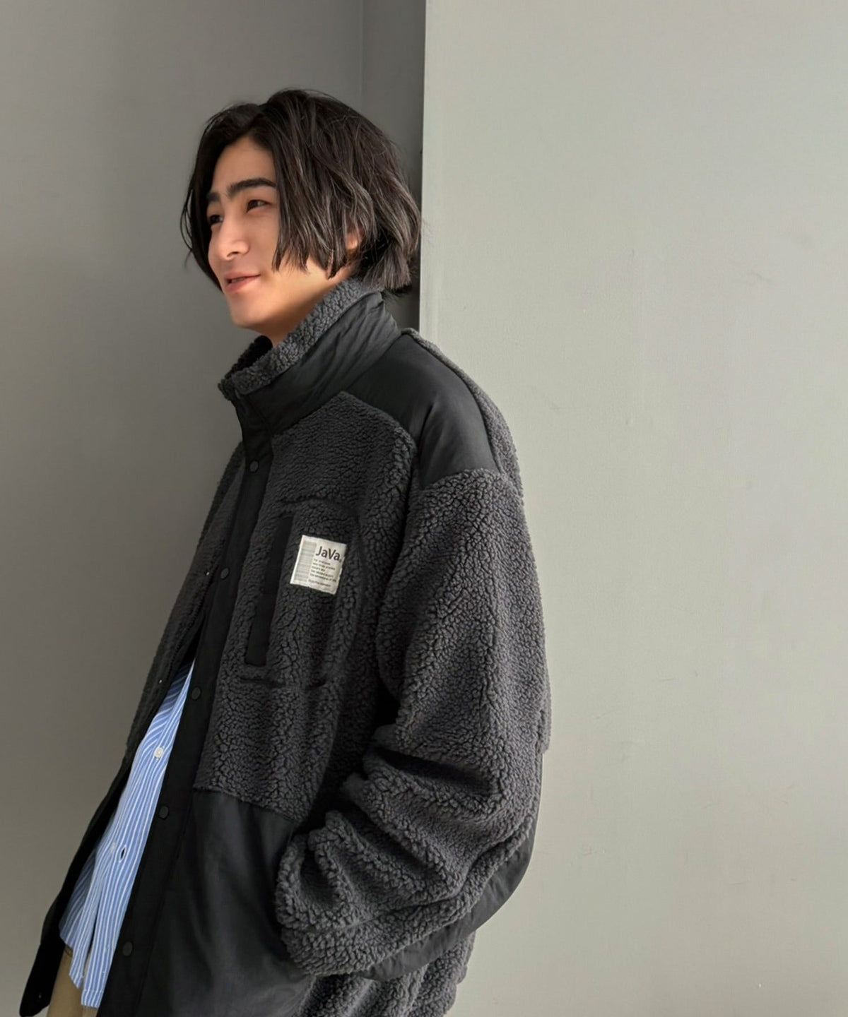 《JaVaジャバコラボ》レトロムード漂う、首元まで暖か。異素材切替えダブルジップボアブルゾン jm1265092