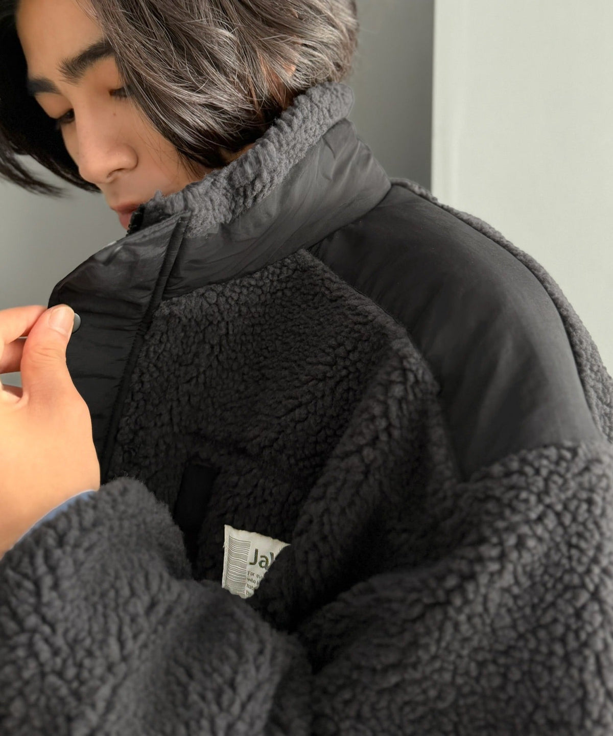 《JaVaジャバコラボ》レトロムード漂う、首元まで暖か。異素材切替えダブルジップボアブルゾン jm1265092