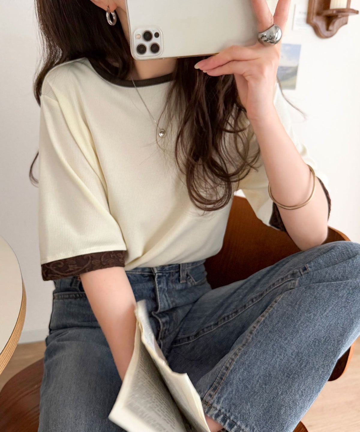 異素材と配色で上品に華やぐ。ふくれジャガード×リブの大人可愛いハーフスリーブトップス（半袖） ce1330109