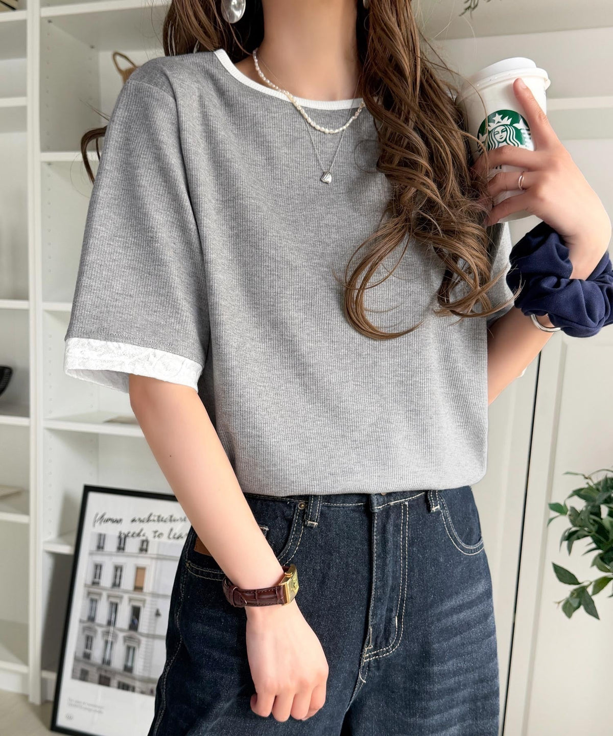 異素材と配色で上品に華やぐ。ふくれジャガード×リブの大人可愛いハーフスリーブトップス（半袖） ce1330109