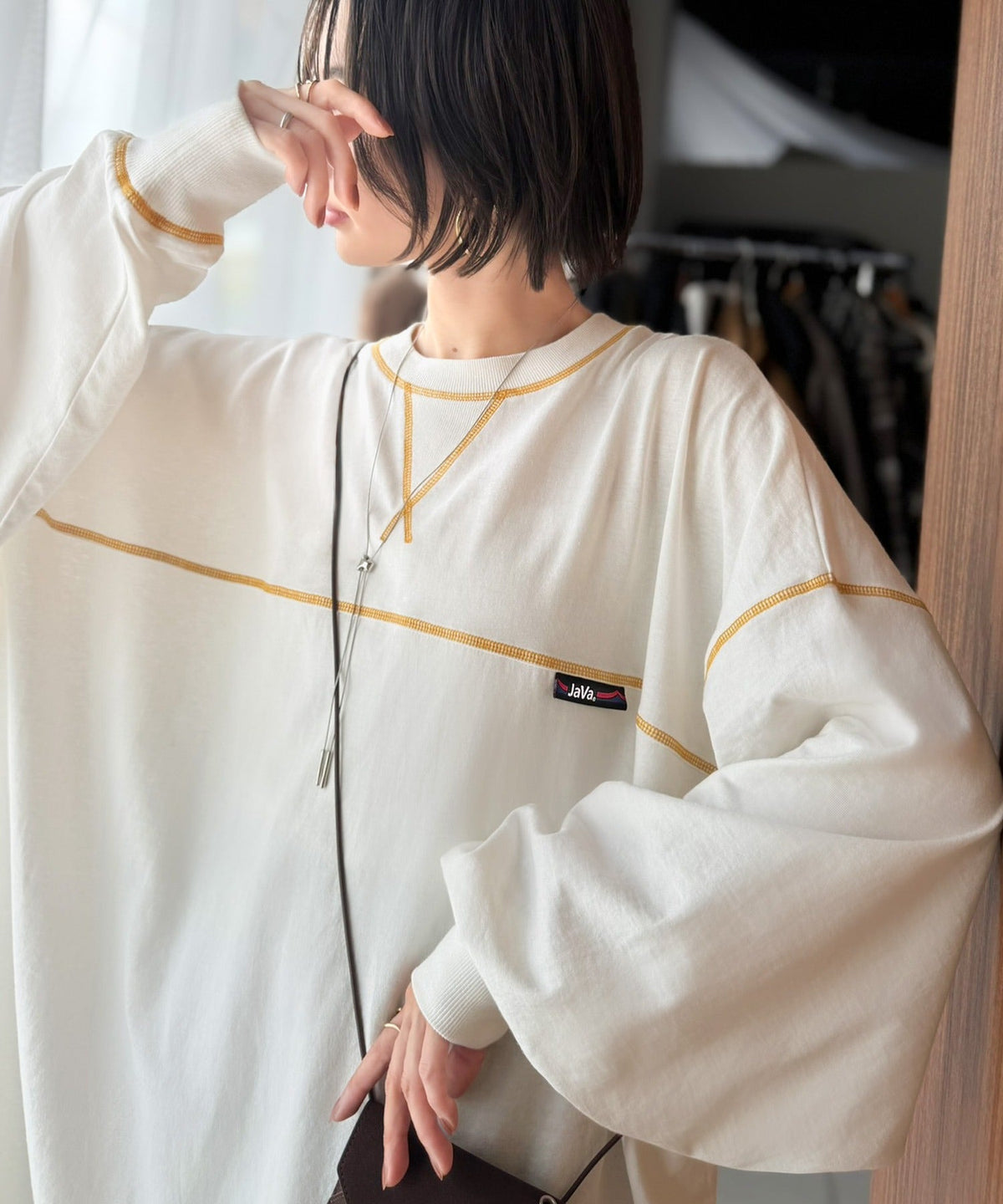 《Javaジャバコラボ》大胆なルーズ感が目を惹く。綿100％配色ステッチスーパービックフットボールロンT（長袖） jv1050394
